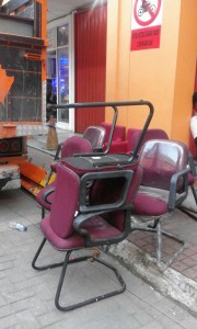 terima borongan kursi bekas